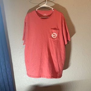 XL Vineyard Vines T-Shirt
